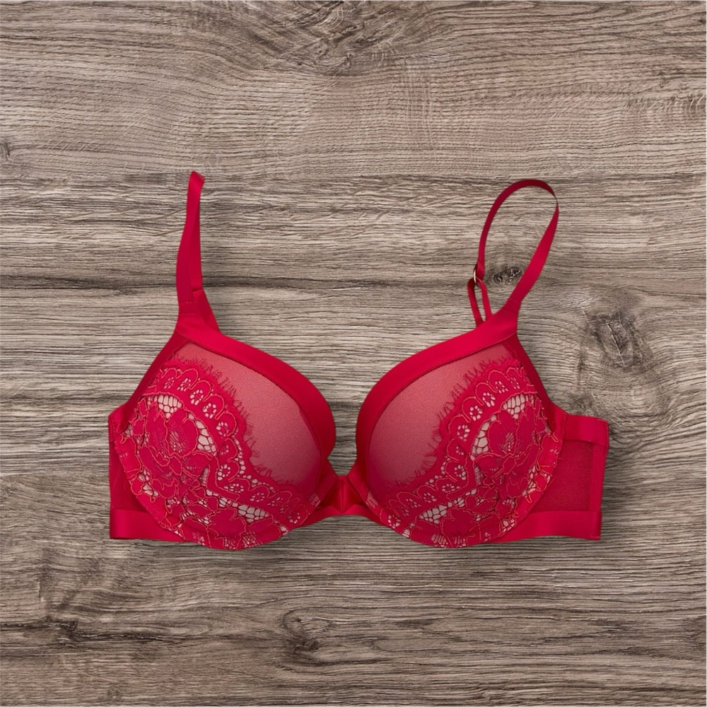 Bundle of 6 Bras - Victoria’s secret, Maidenform